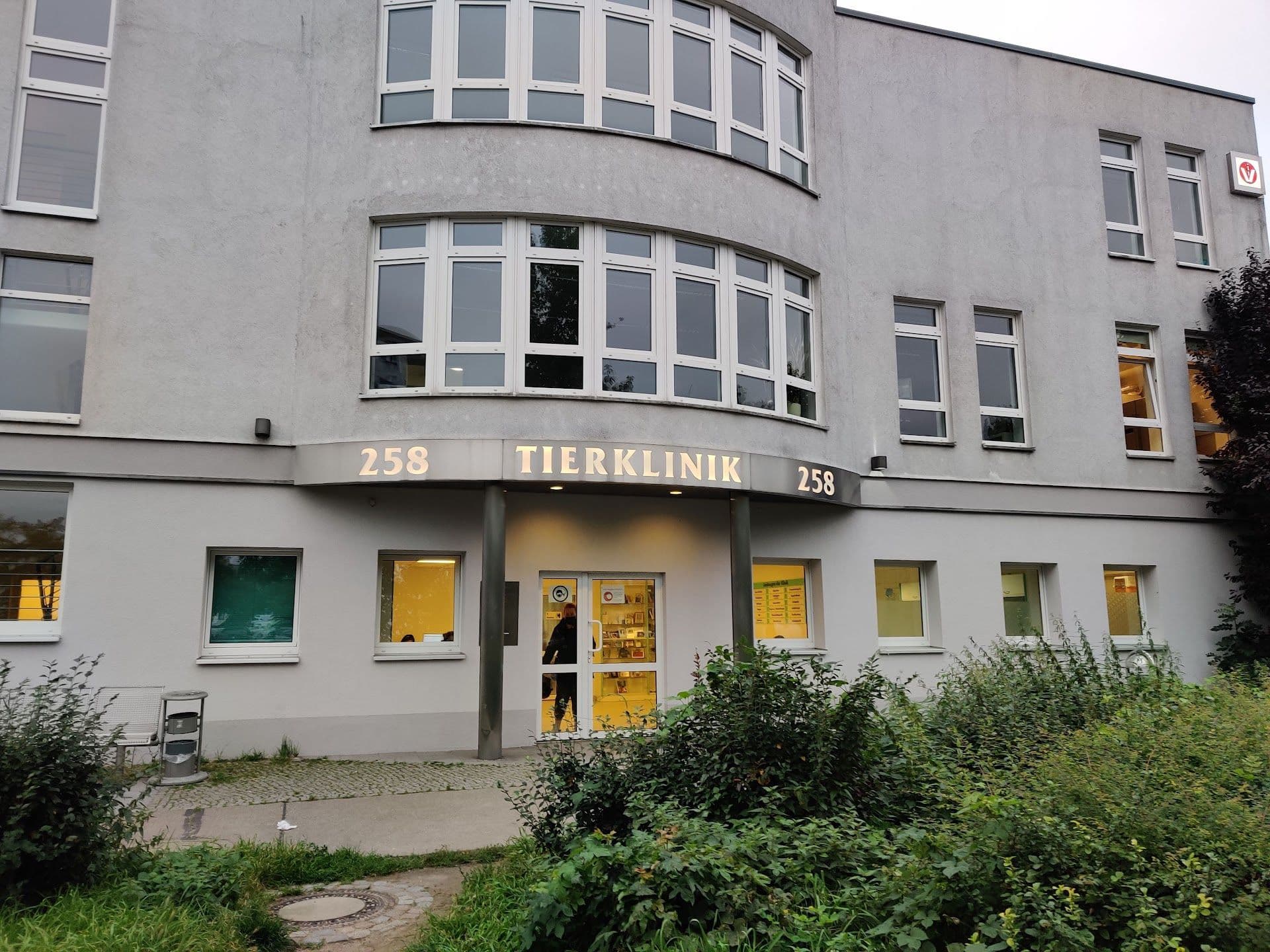 Tierärztliche Klinik für Kleintiere Poliklinik,Station,Notaufnahme